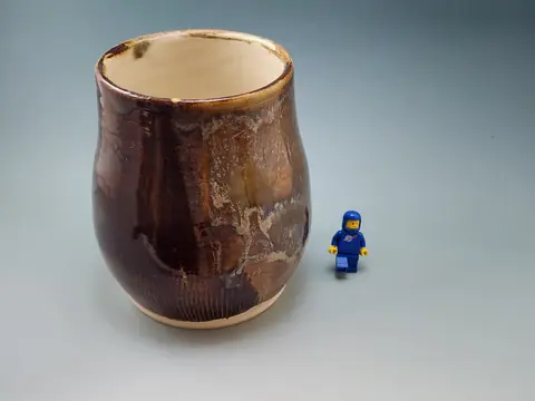Brown glazed vase (3 of 9)