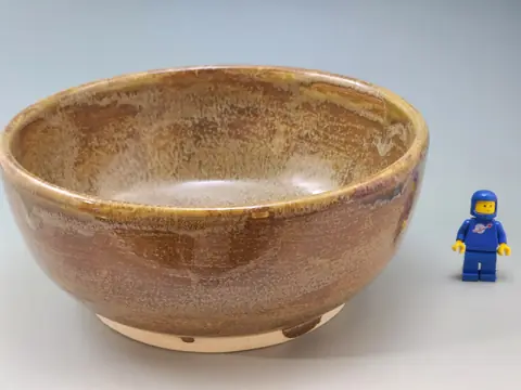 Golden brown bowl (7 of 10)