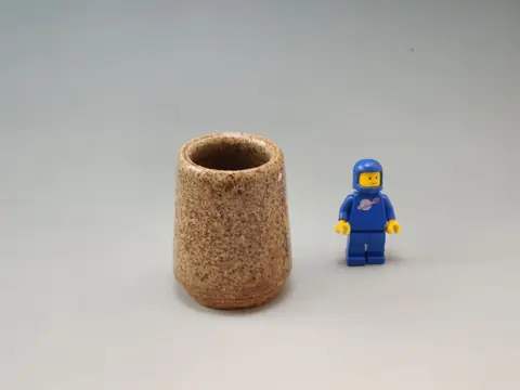 Speckled vase (2 of 2)